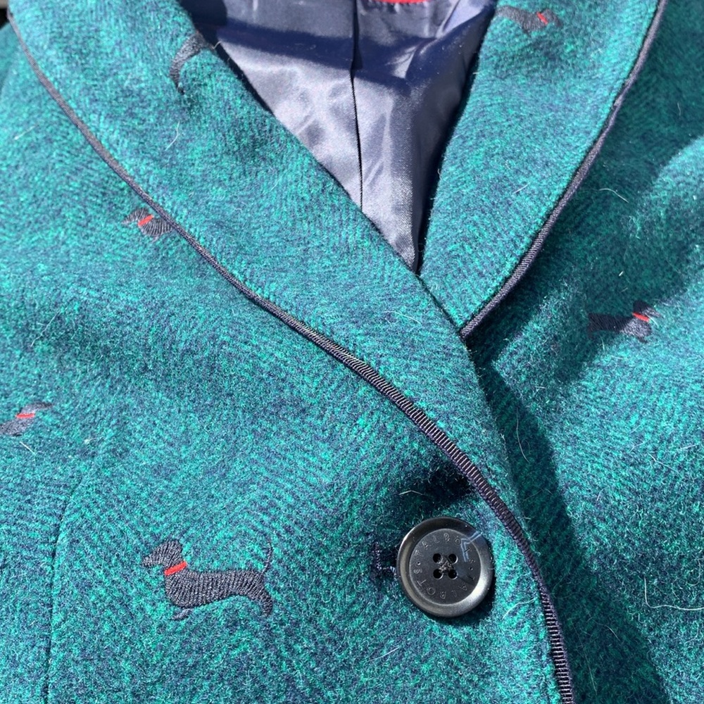 Talbots 6P Aberdeen wool blazer with the cutest dog design! NWOT!! - Picture 10 of 10